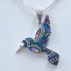 Chocolates Rustic Mountain y joyería The Silver Fawn