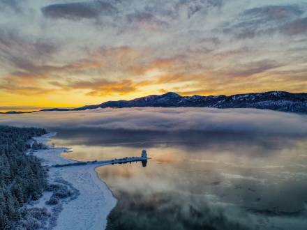 Observatorio de Big Bear Lake en invierno