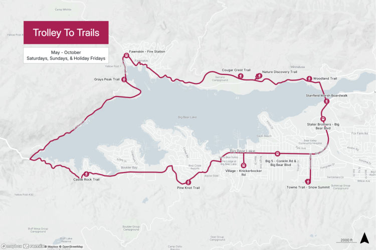 Mapa de la ruta del Big Bear Trolley a los senderos: hay paradas del tranvía en los senderos que rodean el lago.
